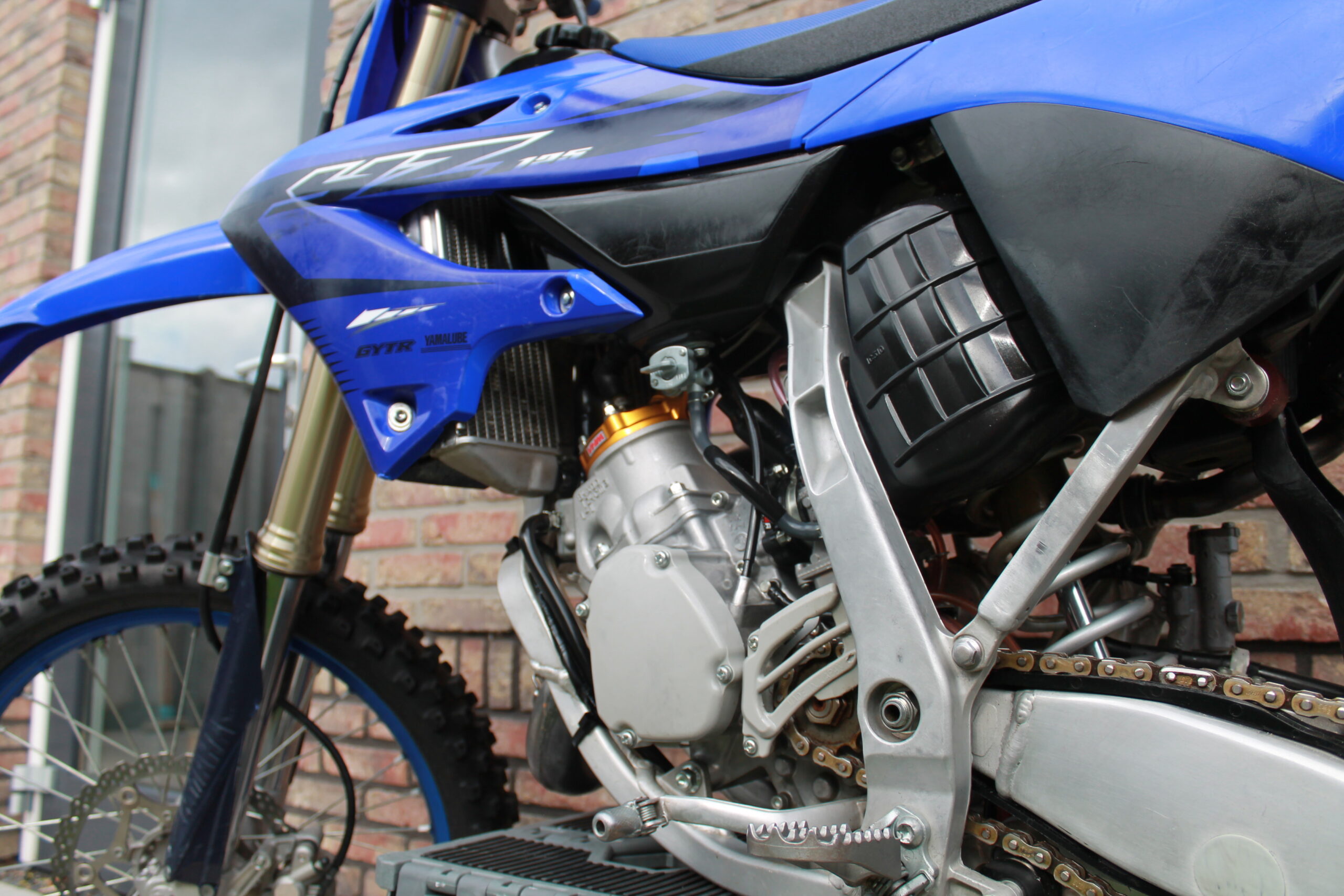 Crossmotor Yamaha YZ125 2023 - MX testcenter