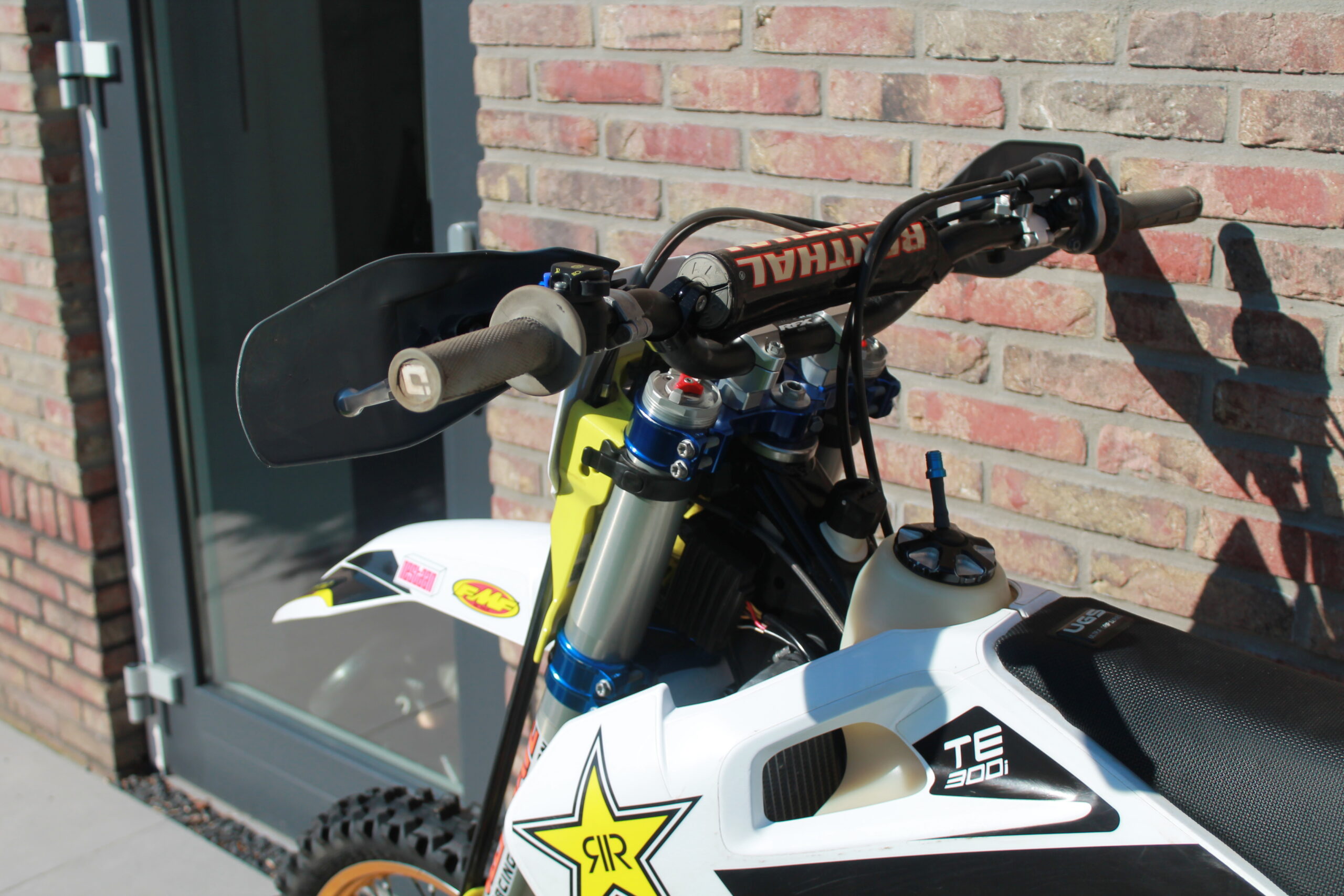 Verkocht enduro: Husqvarna TE300i 2021 - Afbeelding 7