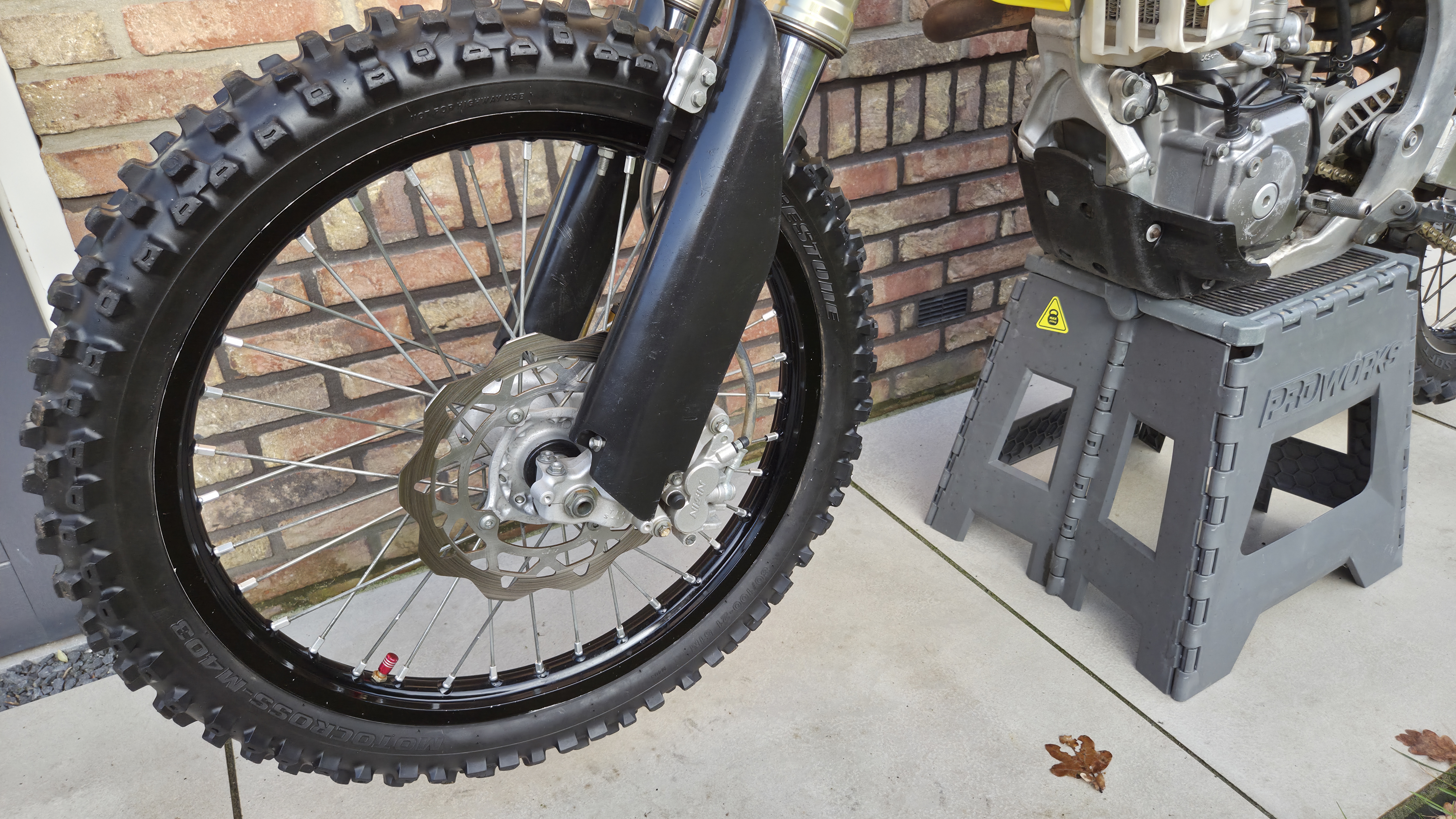 Suzuki RMZ450 2016 MX Testcenter