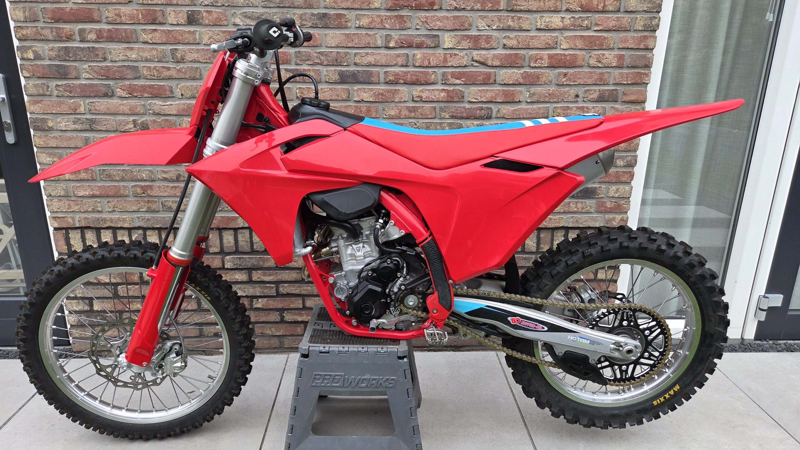 Crossmotor kopen Gasgas MC250F 2024 MX Testcenter