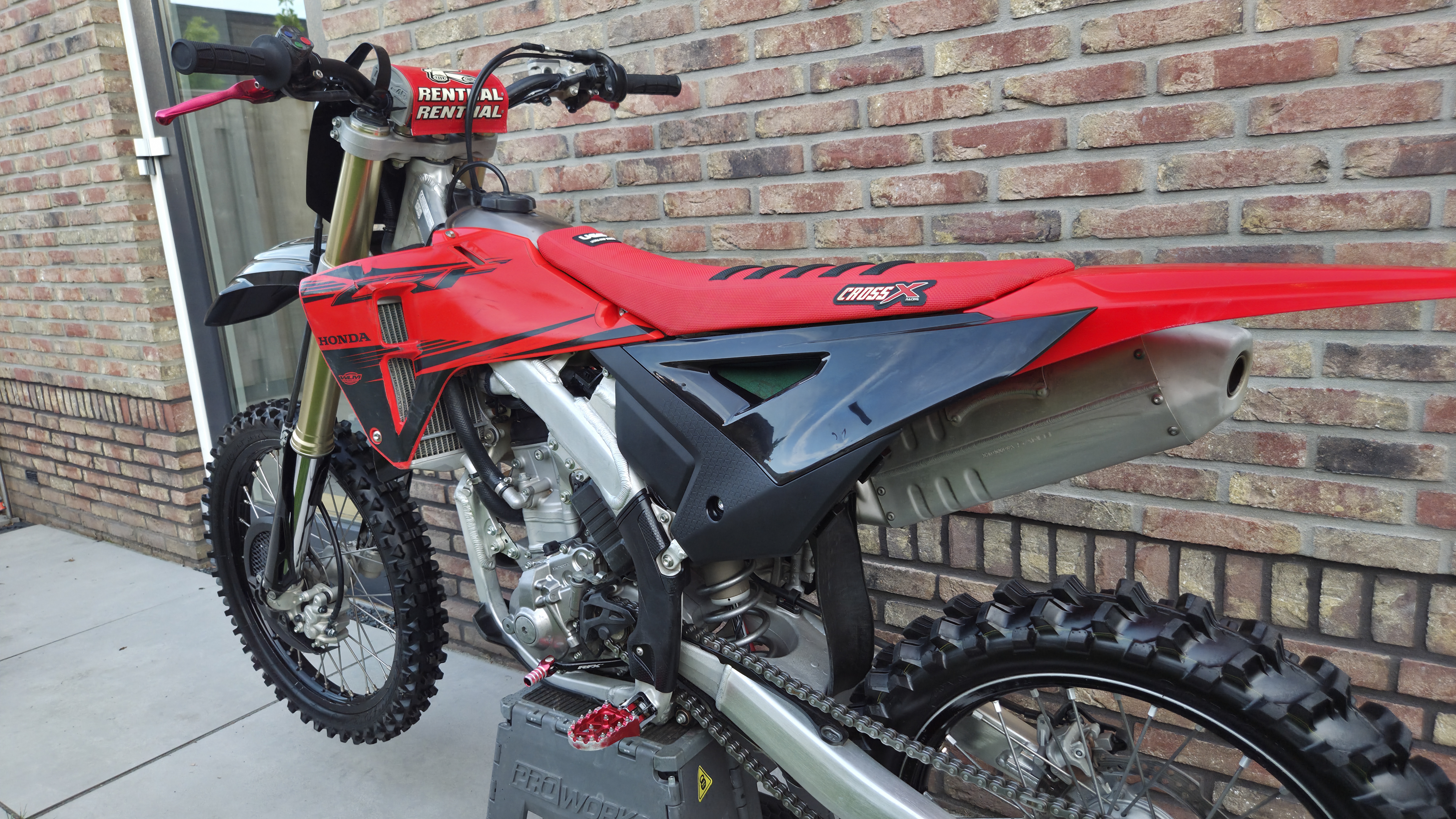 Crossmotor te koop: Honda CRF250 2025 MX Testcenter