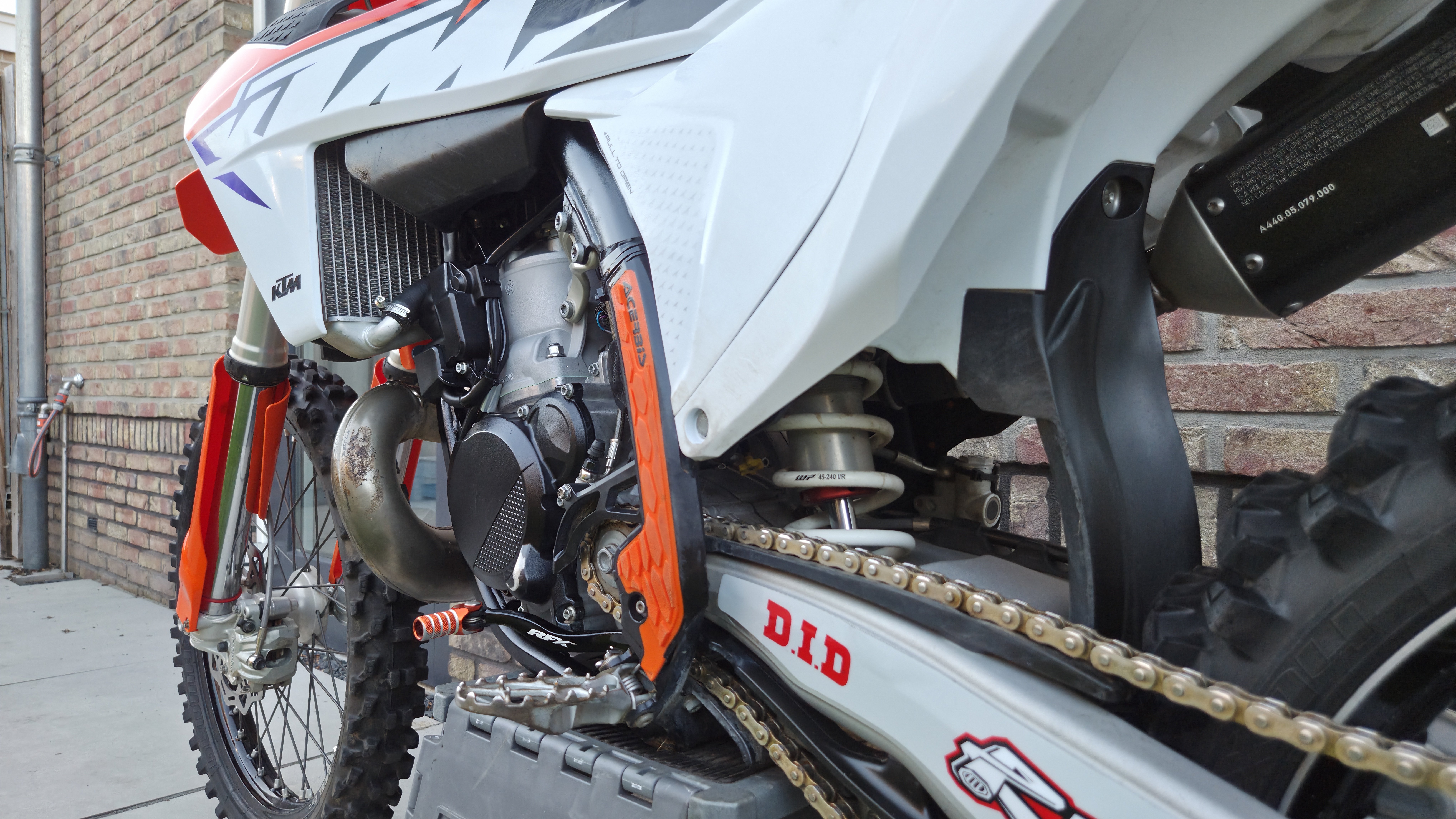 Crossmotor te koop: KTM SX 250 2023 - 69 uur - Afbeelding 16