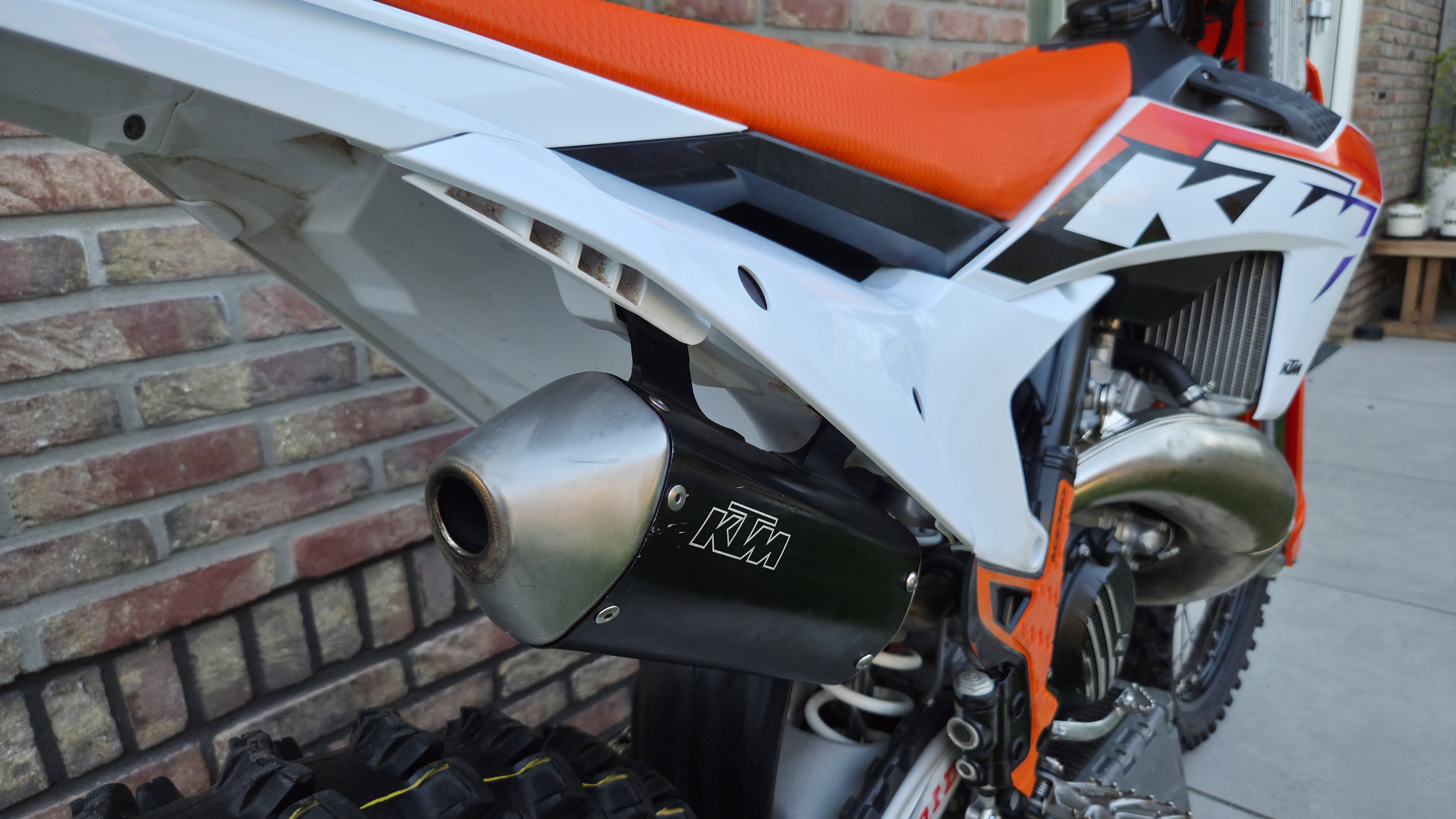 Crossmotor kopen: KTM SX250 2023 MX Testcenter